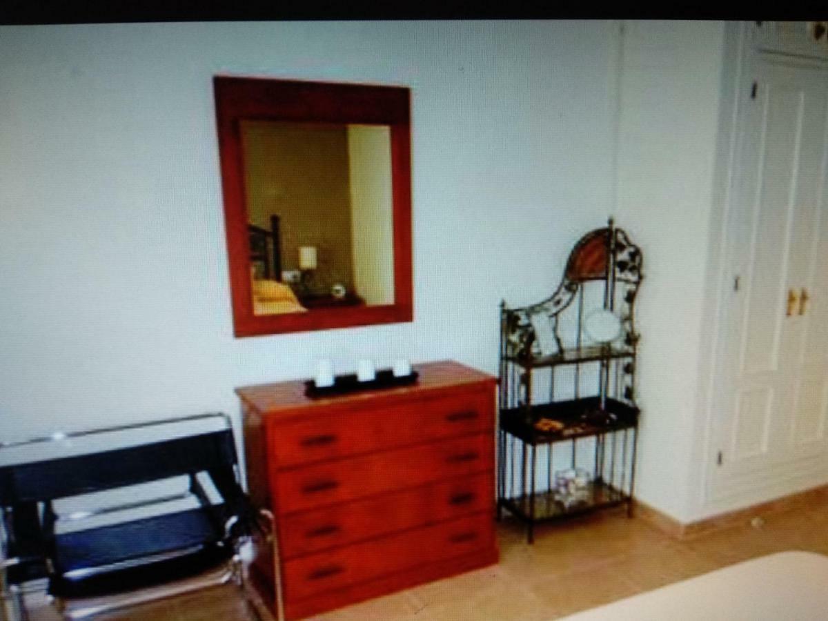 Vivienda Turistica Marant 2 Apartamento El Puerto de Santa María Exterior foto